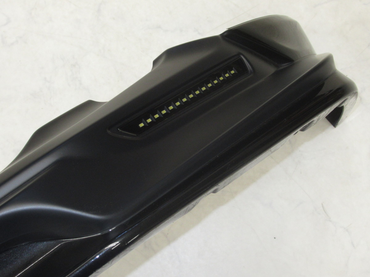 トヨタC-HR(NGX50/ZYX10)用TRD，LEDデイランプ付きフロントスポイラー(MS341-1001)中古品 ブラック