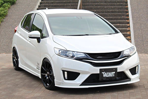 ガレージベリー フィット ハイブリッド GP5 前期 フロントリップスポイラー