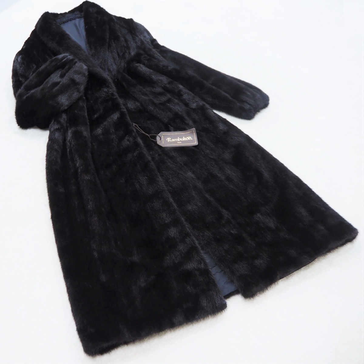 美品【 ベーシックデザイン 】高級毛皮 ブラックミンク 超ロングコート 