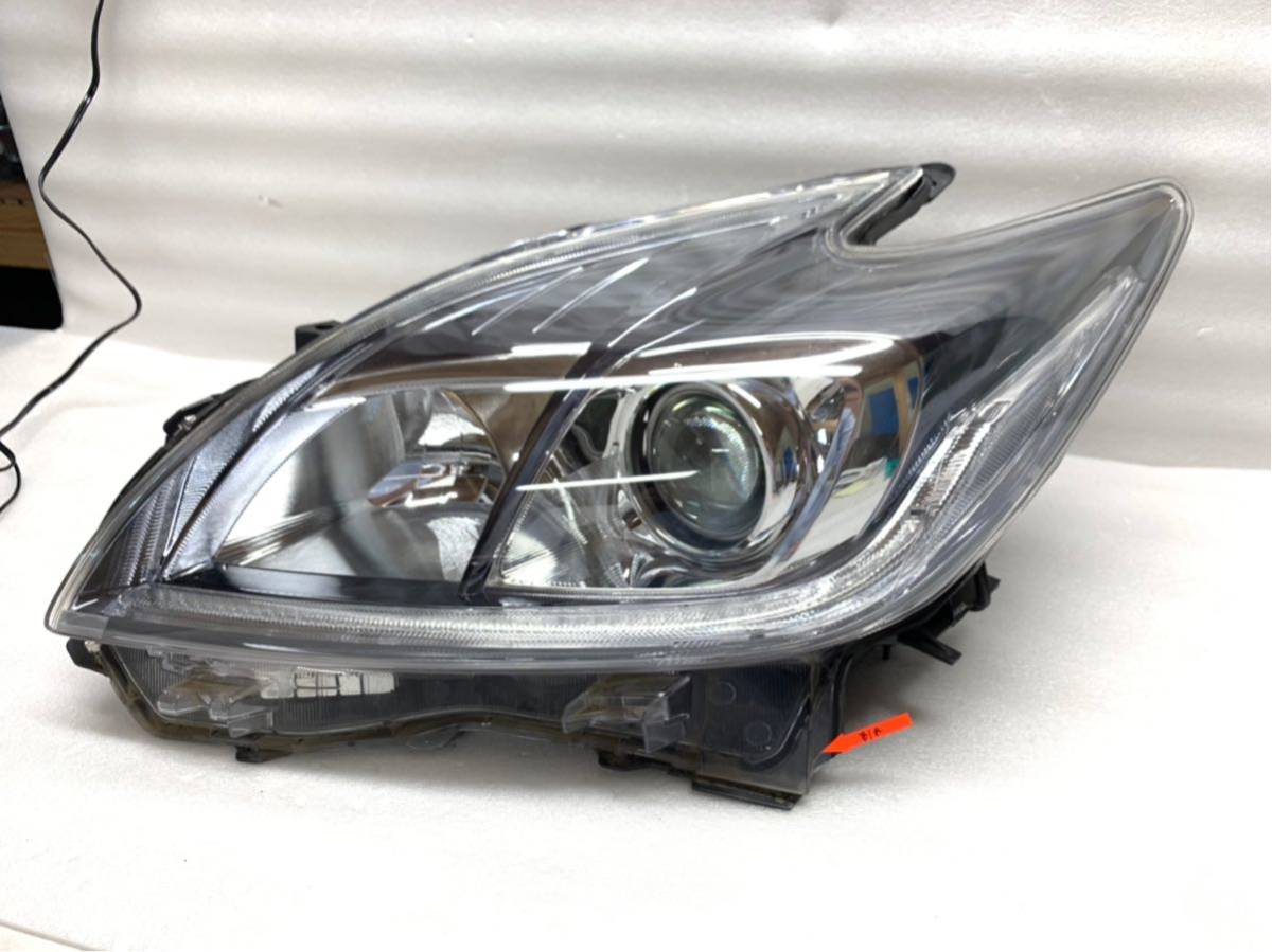 プリウス ZVW30 後期 純正 左 ヘッドライト HID KOITO 47-52 刻印モ