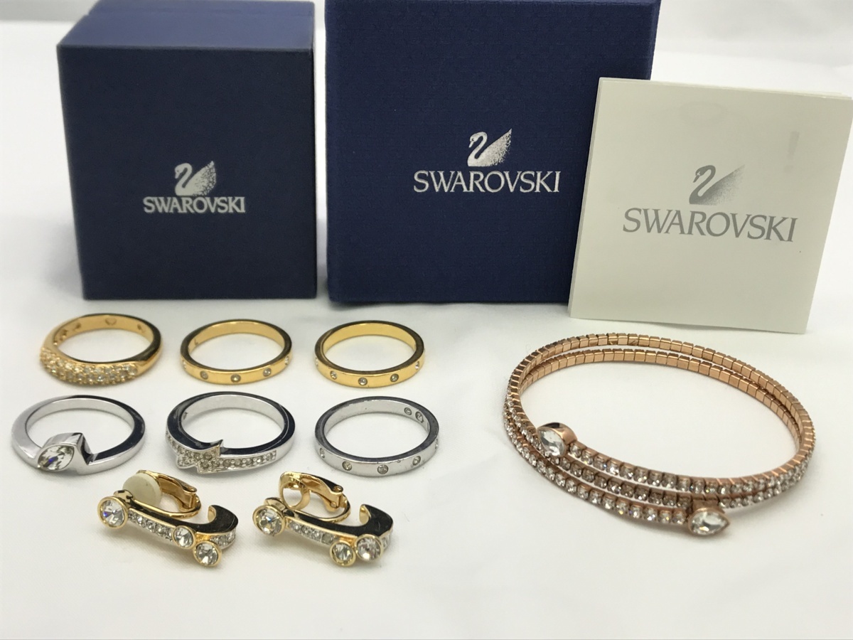 ブランディア 中古通販 スワロフスキーのイヤリング スワロフスキーの 
