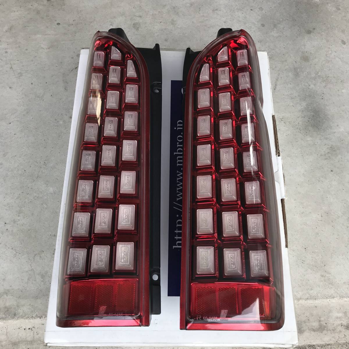 MBRO シューティングテール ハイエース 200系用 テールランプ 【公式通販】