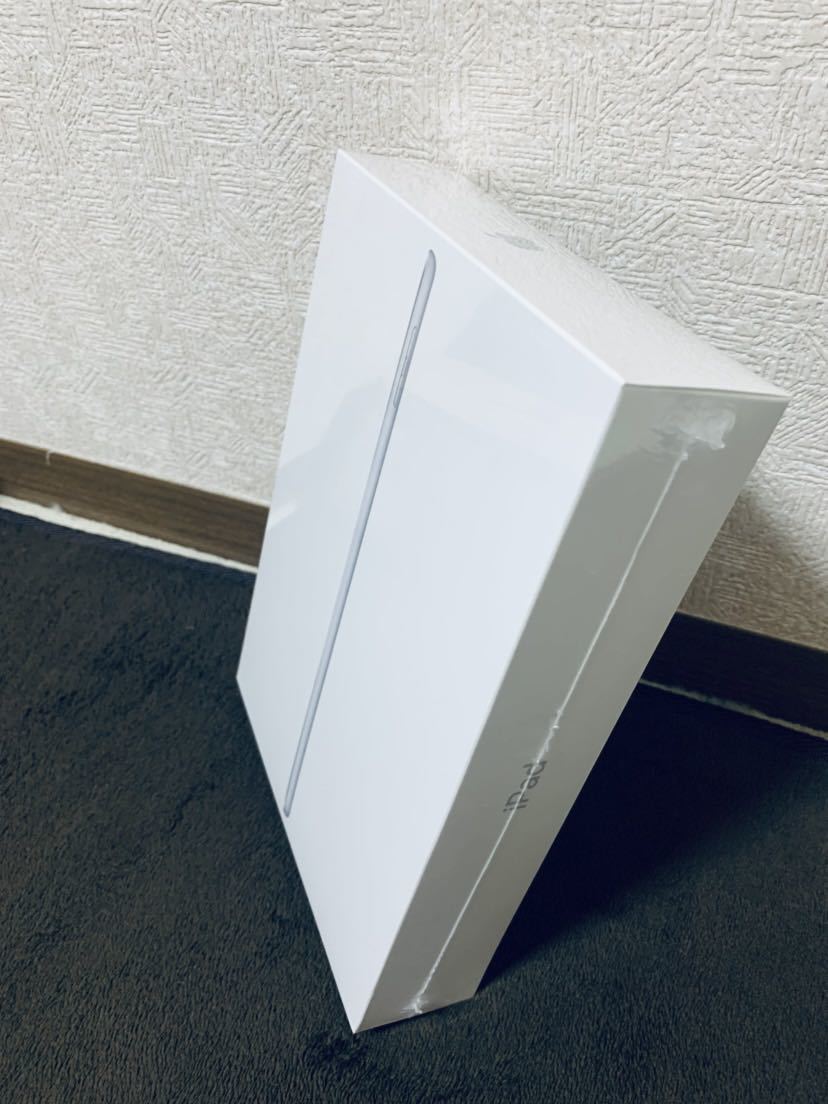 新品☆未開封 【iPad (6th Generation)Wi-Fi 】32GB 6世代