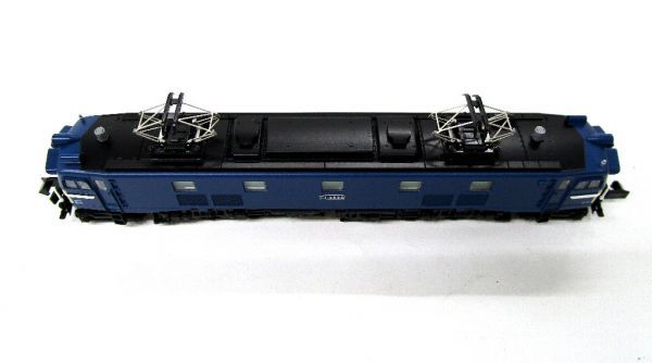 EF58 KATO 上越形 ブルー 3020-2 | 3006-3 流線形・ブルー 3両 : 入線
