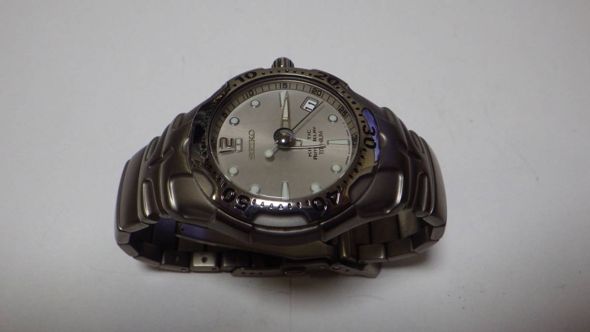セイコー キネティック チタン SEIKO - チタンケースはいつも何かしら 