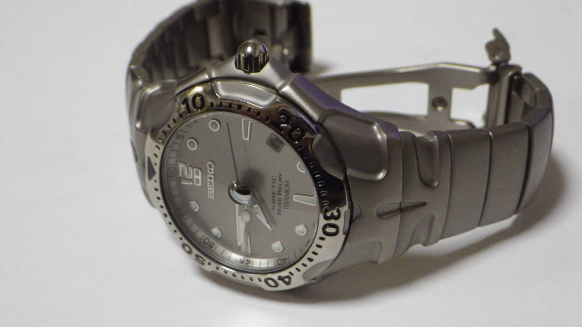 セイコー キネティック チタン SEIKO - チタンケースはいつも何かしら 