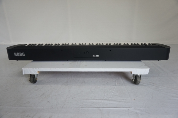 KORG B1 88鍵 デジタル ピアノ ペダル付き 2017年製 鍵盤 楽器 コルグ