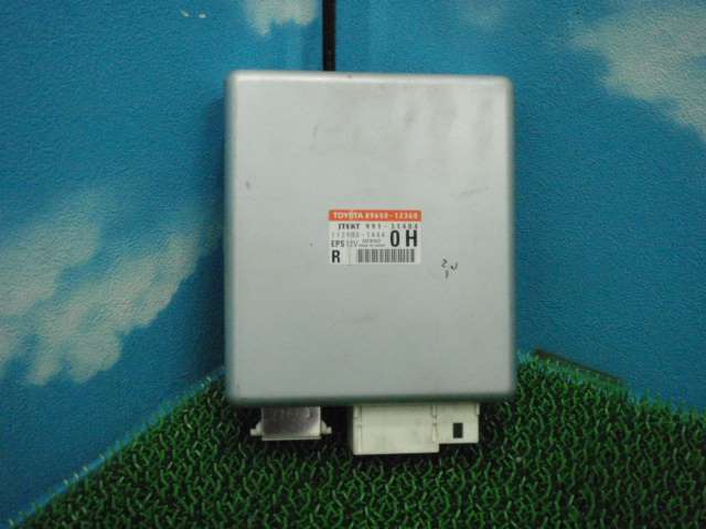 ZRE152Hオーリス パワステコンピューター89650-12360 310646JJ