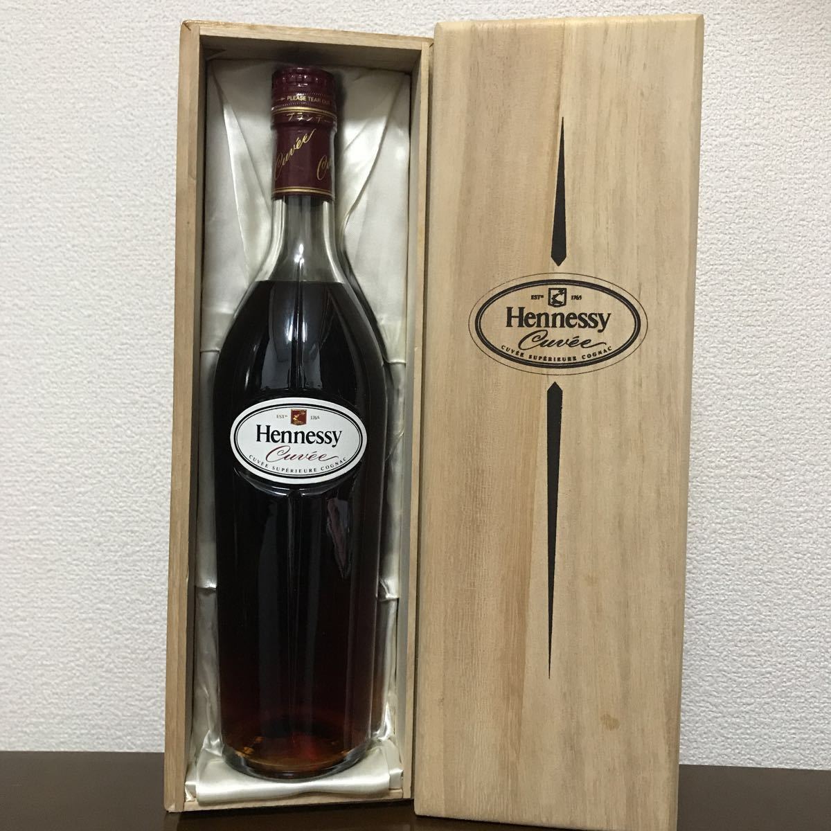 Hennessy Cuvee SUPERIEURE ヘネシー キュベ スペリオール 木箱付 