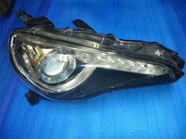 ZN6 前期 86 HID右ヘッドライト ☆ ヘッドランプ ランプ☆純正品番