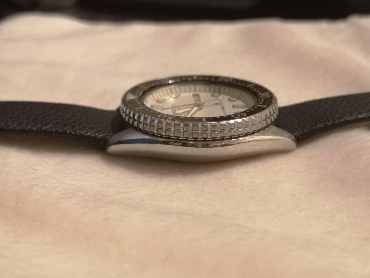 SEIKO セイコー クォーツ ダイバー 6458-600B 白文字板 稼働品 【公式