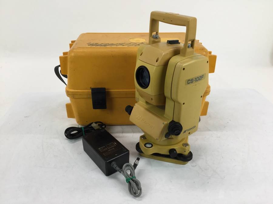 forie　TOPCONトータルステーション CS-102F ジャンク品 送料込み ジャンク TOPCON トプコン トータルステーション CS-102F