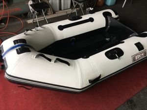 【大人気，定番人気】 太めのチューブ採用/エアーキール＆エアーマット/BEE230TM/僅か汚れありのため(パワーボート)｜売買されたオークション情報、yahooの商品情報をアーカイブ公開 - オークファン パワーボート