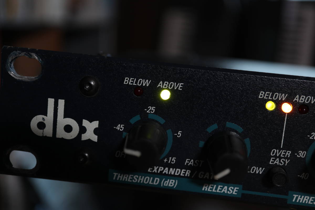 M7439 dbx 166A 動作チェック済み dbx COMPRESSOR LIMITR 166A