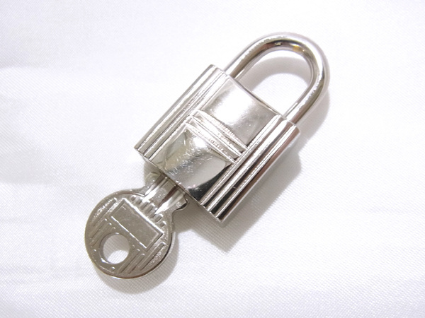 HERMES エルメス ゴールド カデナ 鍵 カギ キー 南京錠 121 HERMES