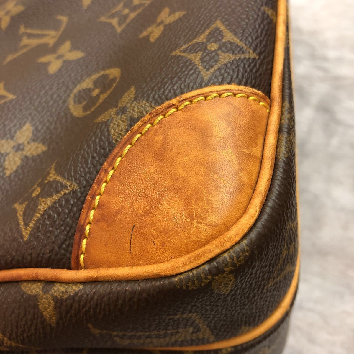 LOUIS VUITTON ルイヴィトン ナイル モノグラム M45244 ショルダー 