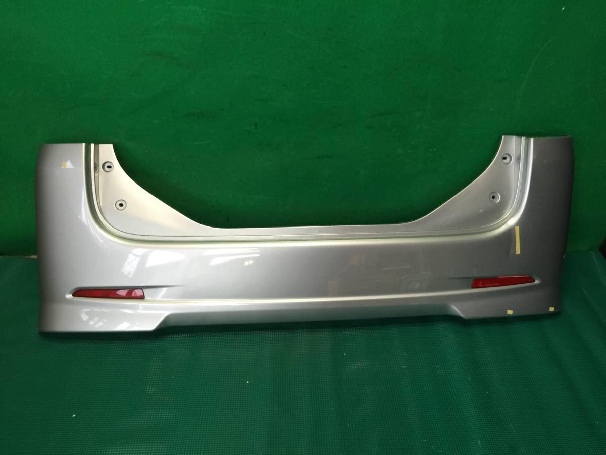タントカスタム L375S 純正 リアバンパー 色Ｓ28