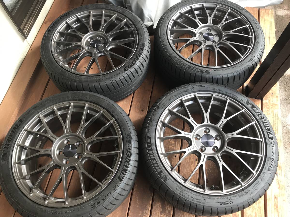 ミシュラン 235/40r18 中古タイヤ4本 エンケイホイールPFM1・18インチ 