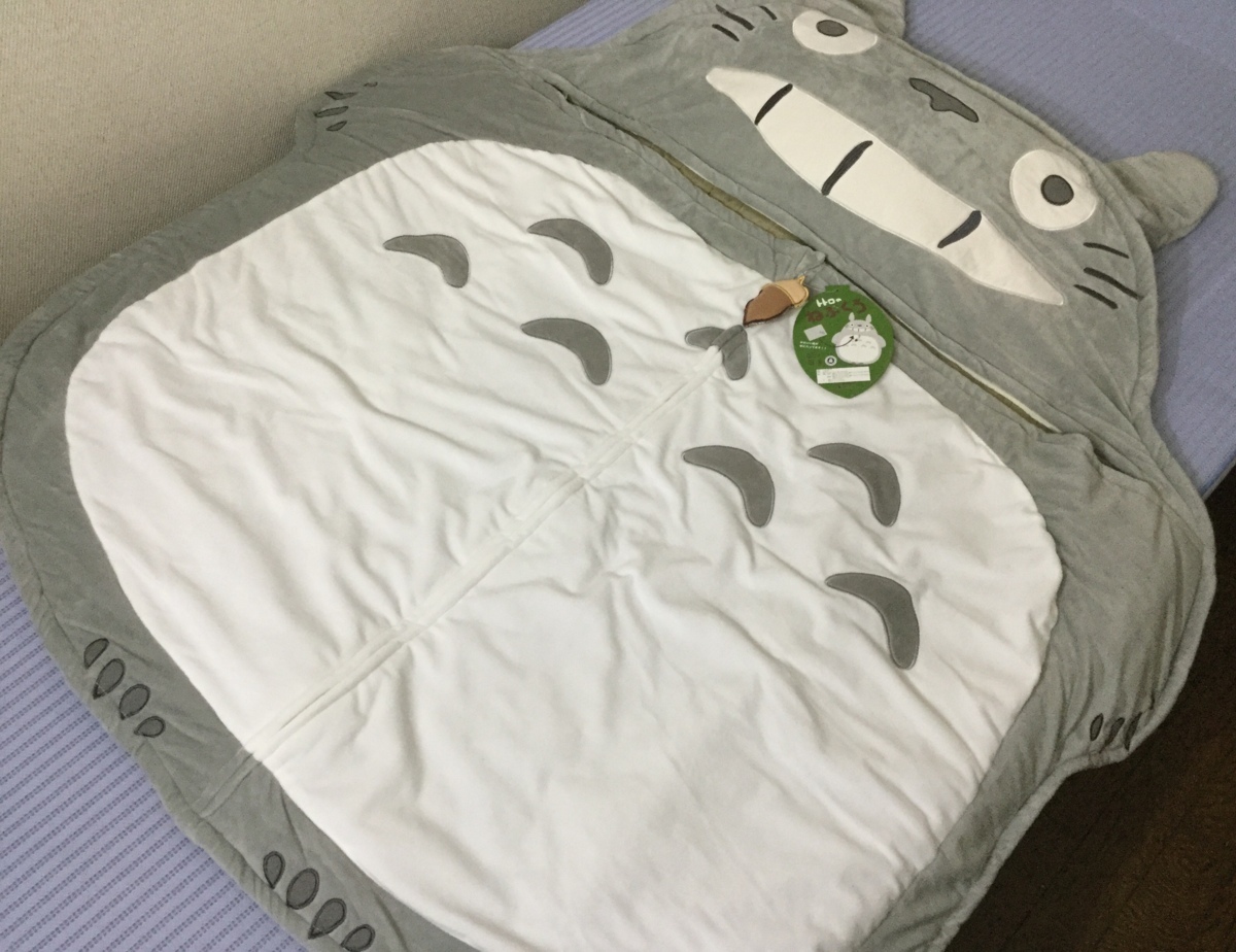 100%新品，新作 かわいい となりのトトロ 寝袋 シェラフ 夢心地 枕付き 手あらいＯＫ##(ブランケット)｜売買されたオークション情報、yahooの商品情報をアーカイブ公開 - オークファン ブランケット