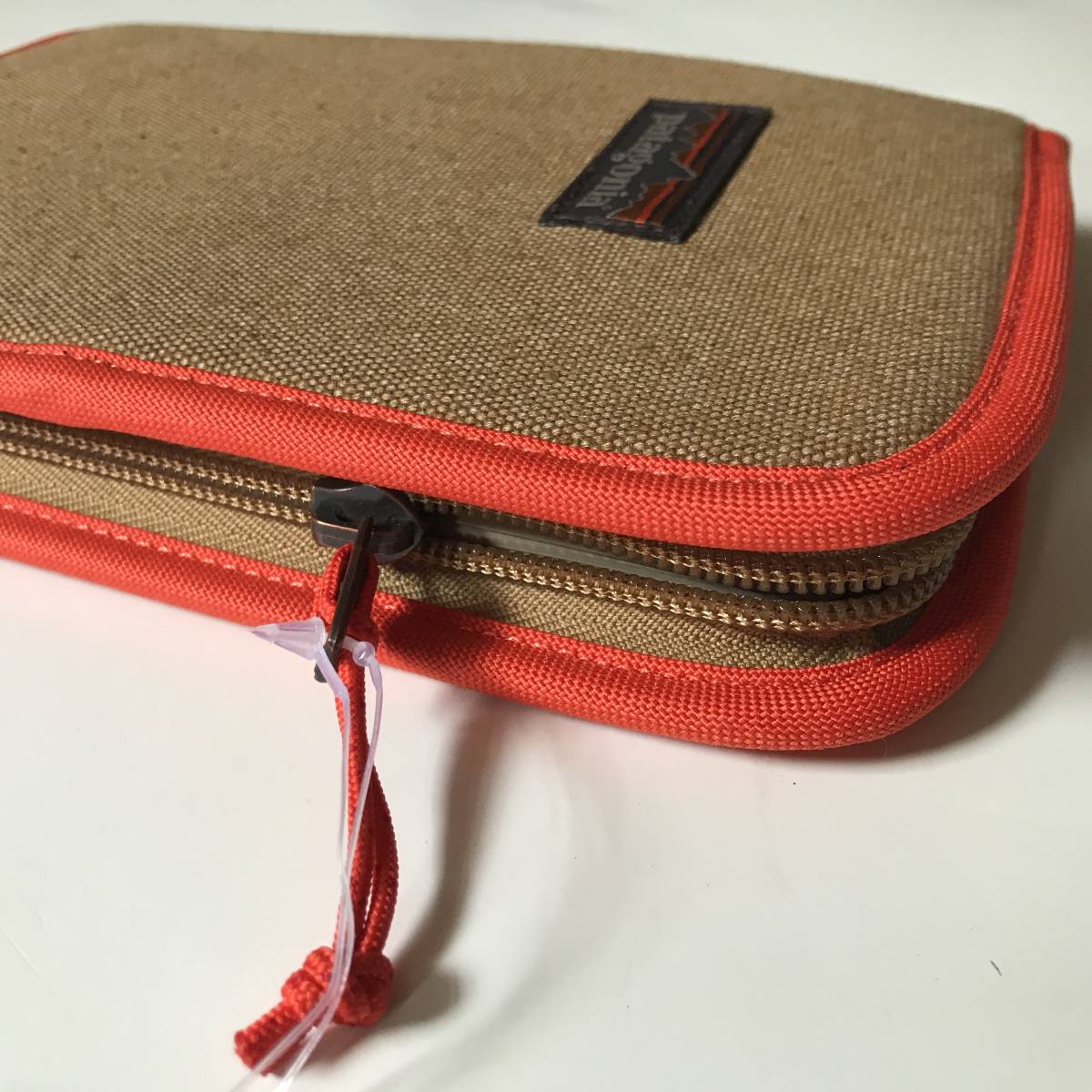 ◆新品 Patagonia パタゴニア TRAVEL WALLET トラベル ウォレット パスポート ケース Passport Case カーキ オレンジ 正規品