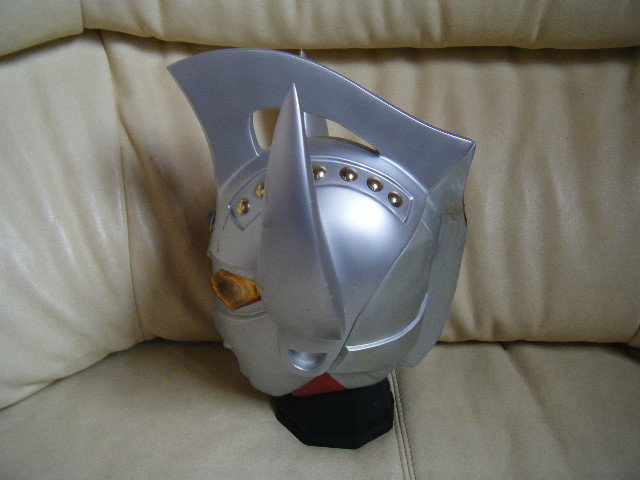 ウルトラマンタロウ 1⁄2 メディコム・トイ マスク Yahoo!オークション 