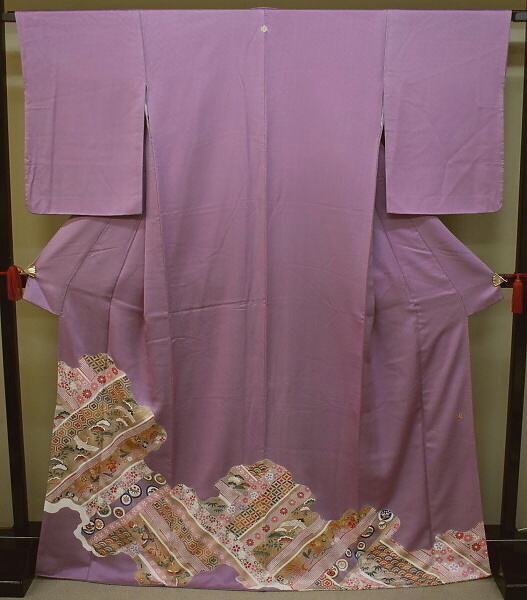 白粋苑：61L 中古品正絹京友禅色留袖薄紫宝尽くし大きいサイズ身丈