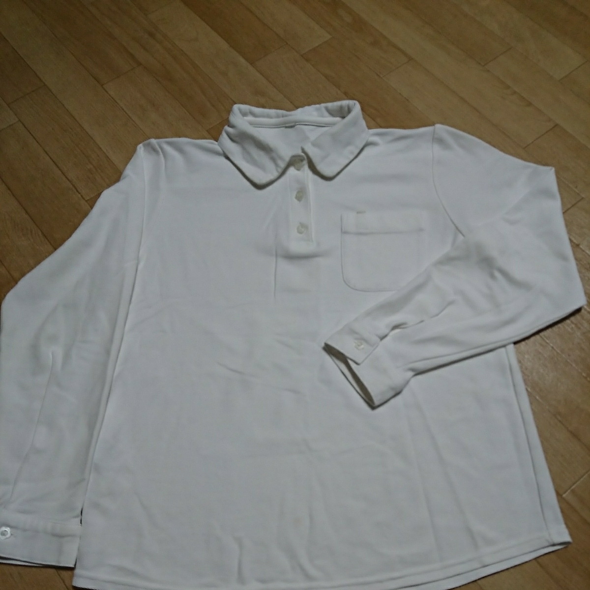 女の子 通学 白長袖ポロシャツ３枚セット １６０ 可愛い花形ボタン付き 160 155cm 以上 売買されたオークション情報 Yahooの商品情報をアーカイブ公開 オークファン Aucfan Com