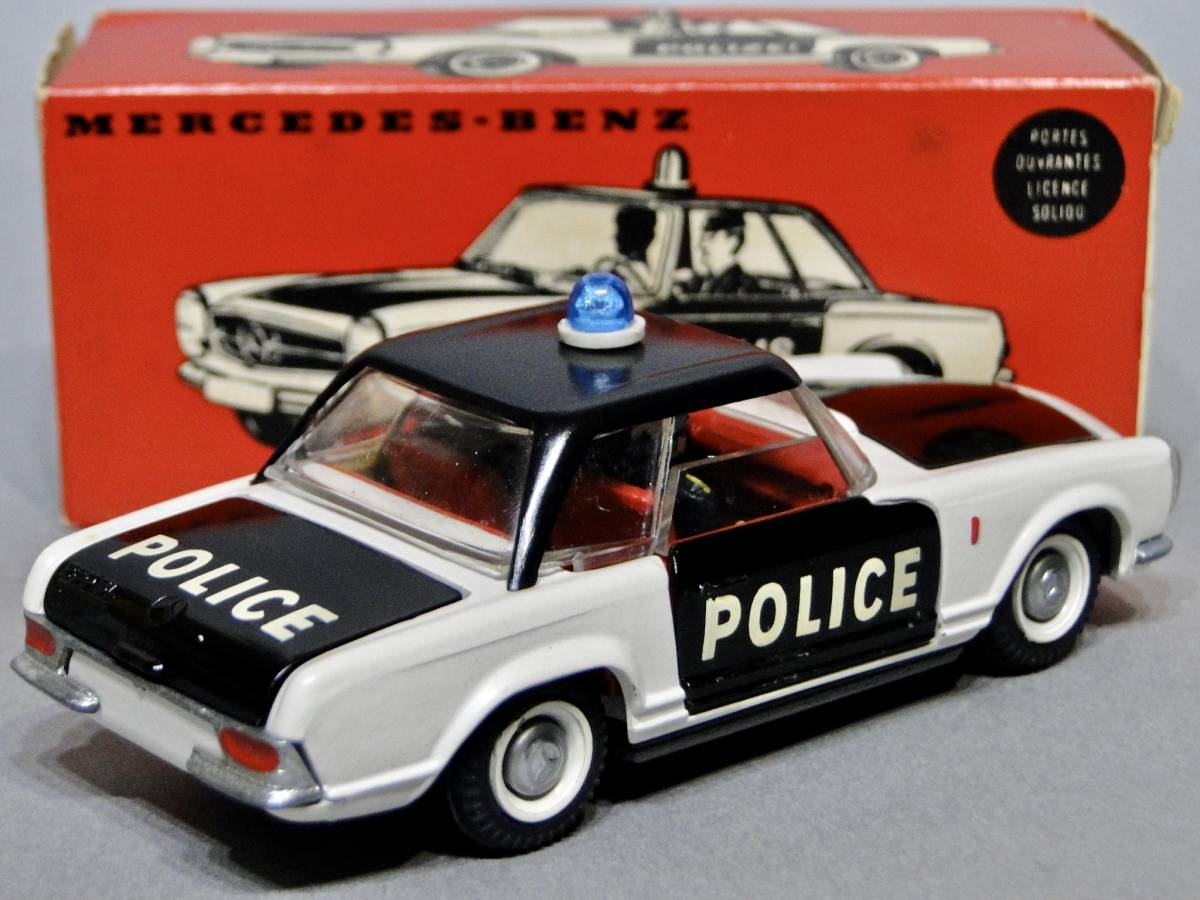 MERCEDES-BENZ 230SL 警察官の人形が2体同乗している貴重な仕様