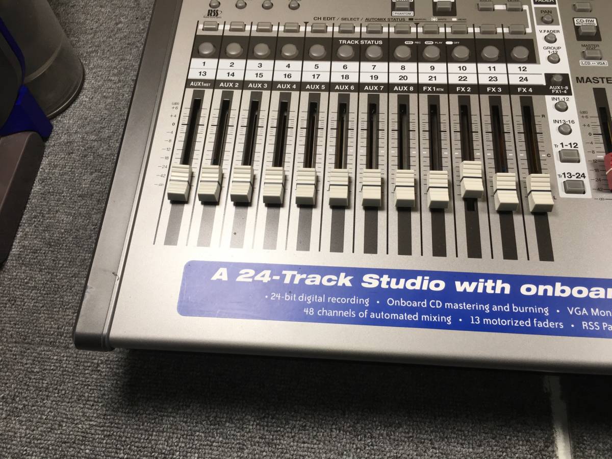 Roland VS-2400 CD MTR ローランド マルチトラックレコーダー Roland