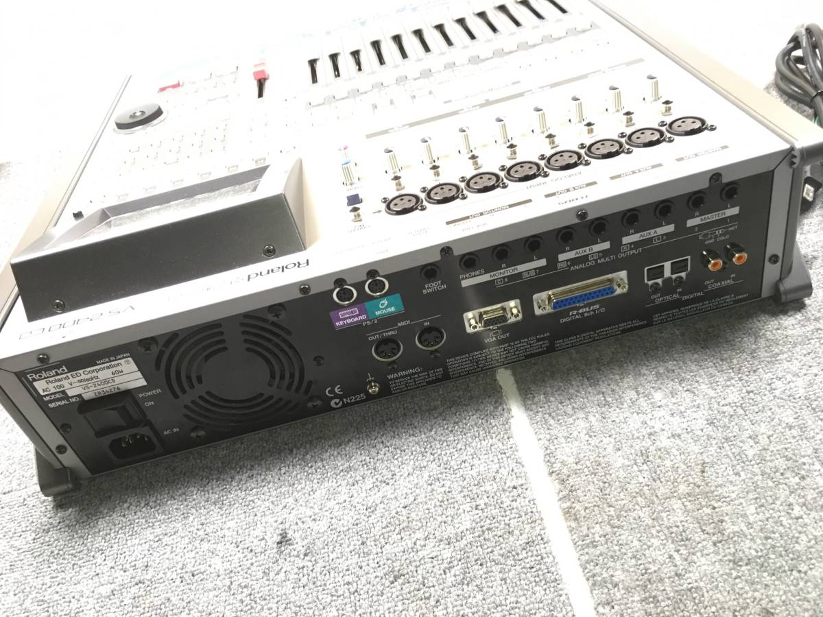 Roland VS-2400CD⁄MTR マルチトラックレコーダー * Roland VS-2400 CD