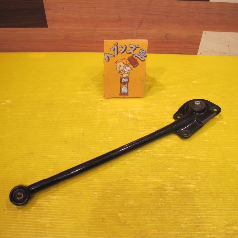 B191257J-17 純正V-ROD.マフラーブラケット 06年以降VRSC.ハーレー