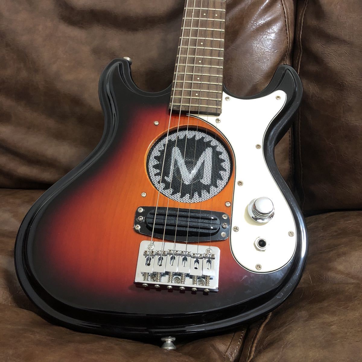 モズライト スピーカー付きエレキギター Mosrite mosrite モズライト