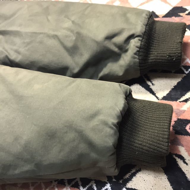 BAUER EDDIE エディバウアー 40's 50's DOWN 名作 Eddie 保存版エディバウアーとは？タグで分かる年代と名作紹介 - ストア Bauer（エディーバウアー）』の隠れ名作を見つけたい[2023.04.14 長く語り継がれる Vest. エディーバウアーCanadian 知っておくべき