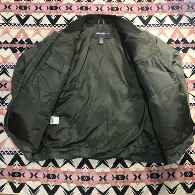 BAUER EDDIE エディバウアー 40's 50's DOWN 名作 Eddie 保存版エディバウアーとは？タグで分かる年代と名作紹介 - ストア Bauer（エディーバウアー）』の隠れ名作を見つけたい[2023.04.14 長く語り継がれる Vest. エディーバウアーCanadian 知っておくべき