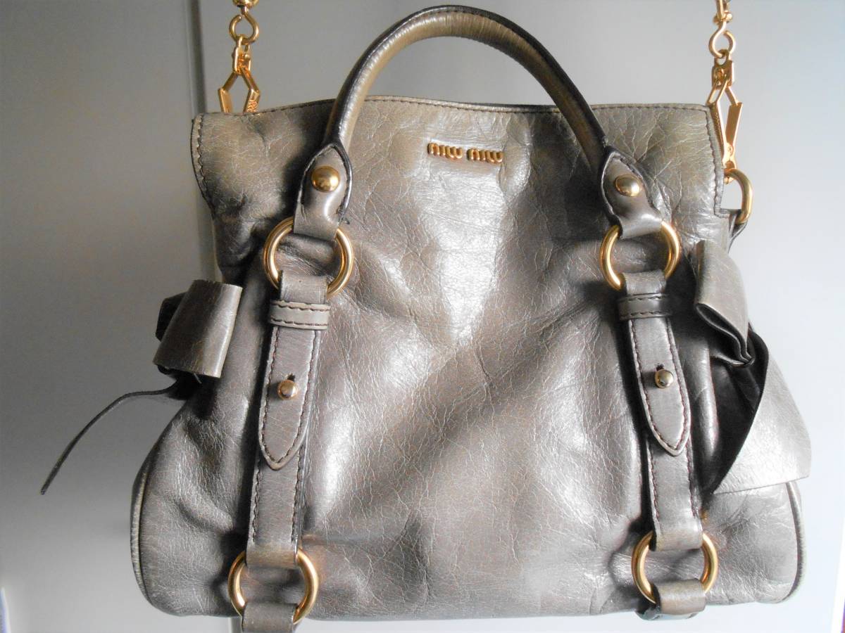 MIU Miu (ミュウミュウ) ミュウミュウ MIU（ショルダーバッグ Gray for