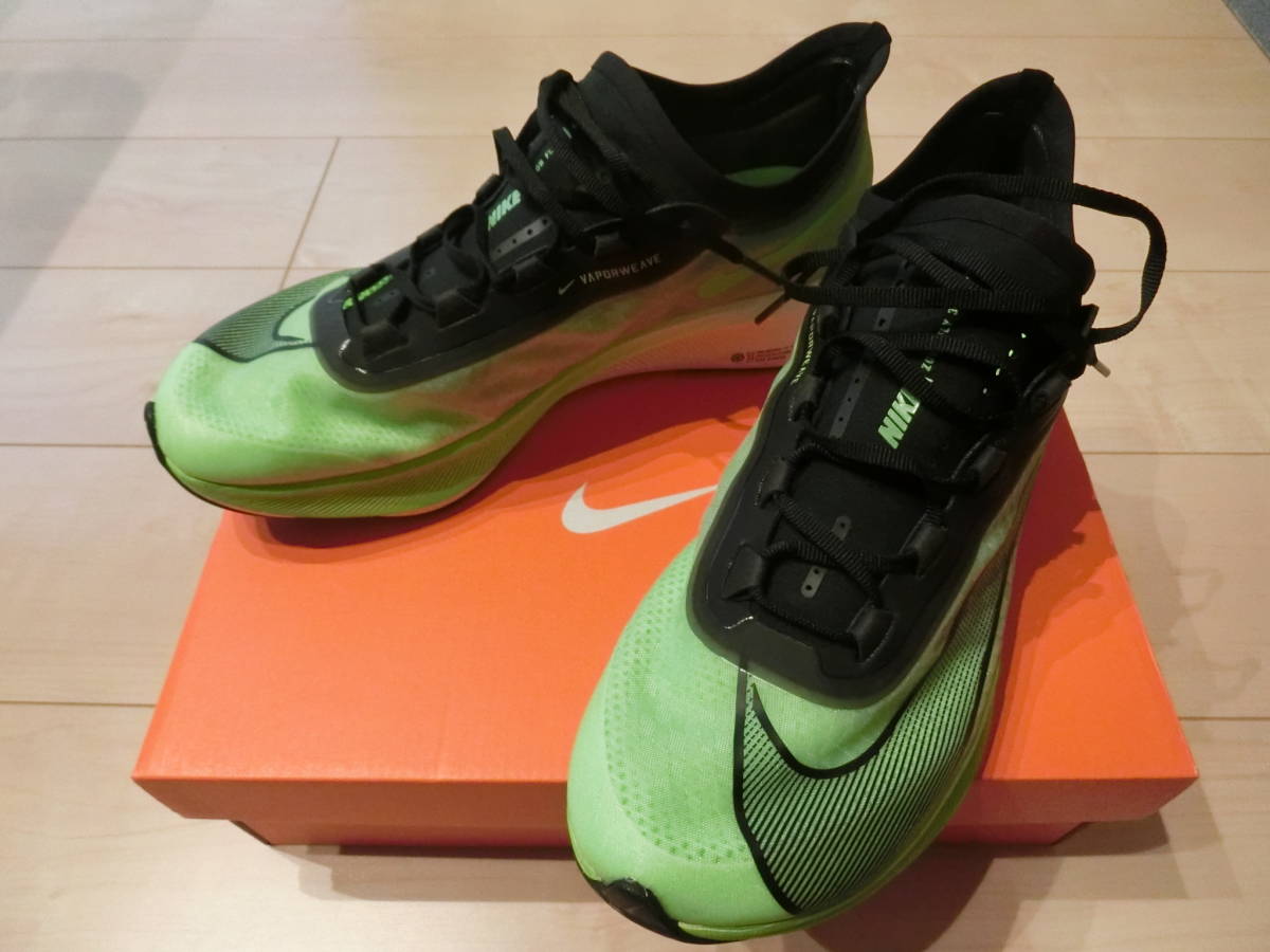 得価，新品 走行3㎞ 27.0 NIKE ZOOM FLY 3 ナイキ ズーム フライ 3 ELECTRIC GREEN(27.0cm)｜売買されたオークション情報、yahooの商品情報をアーカイブ公開 - オークファン 27.0cm