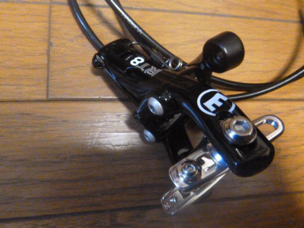 マグラ MAGURA RT8TT 世界初ロードTTバイク用油圧リム 前後ブレーキ