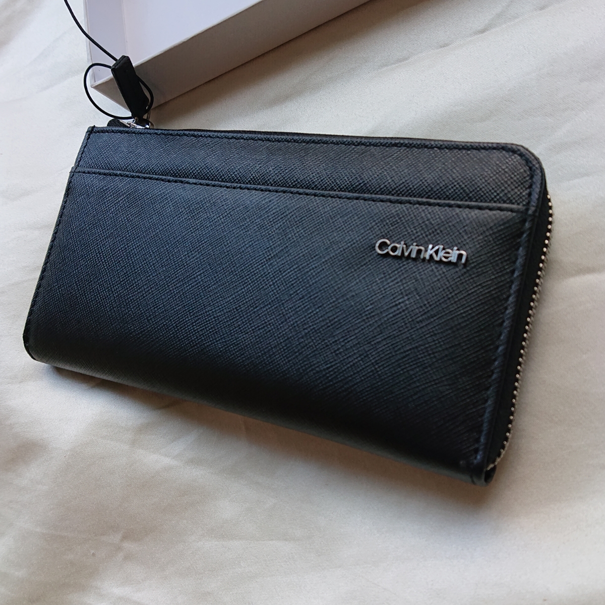 Calvin Klein カルバンクライン L字ファスナー 長財布 新品未 Calvin Klein カルバンクライン L字ファスナー 長財布 新品未