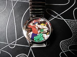 シルバー色】マシンガンケリー×グッドロッキンコラボリストウォッチ 