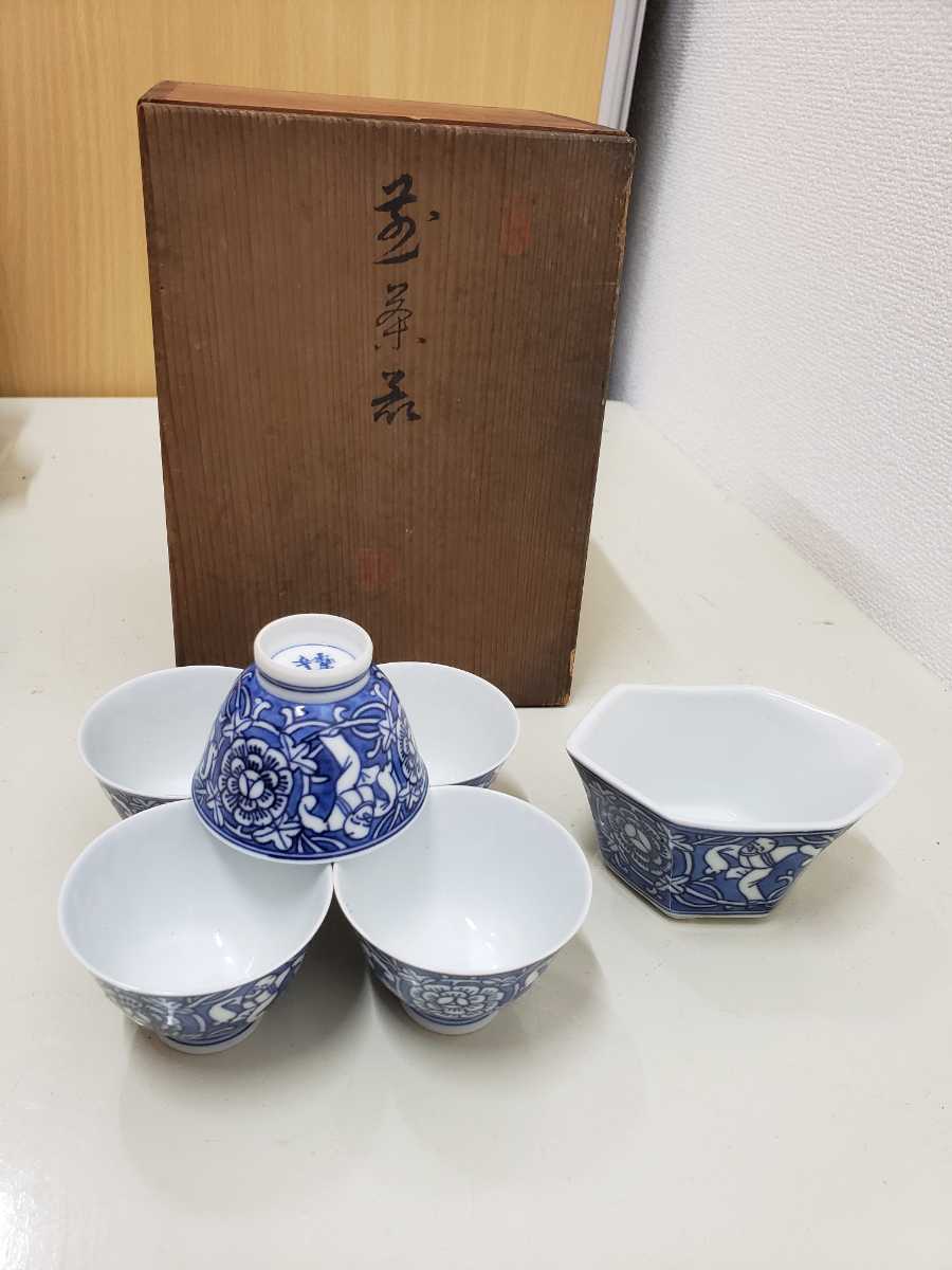 Yahoo!オークション 煎茶道具 の落札相場 平安春峰」銘 蘭 染付 急須 (日本