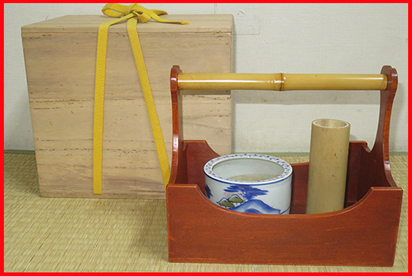 一流メーカー商品 ◇ 茶道具 喫煙具 莨盆 【 惺斎好写 松材 摺漆 手付