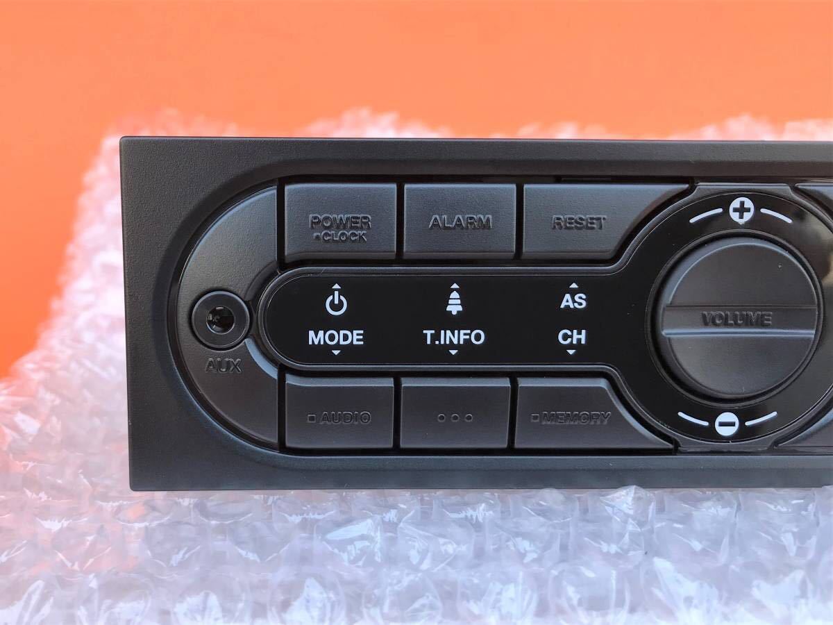 新車外し いすゞ純正 24V ラジオ AUX オーディオ デッキ いすずイスズ