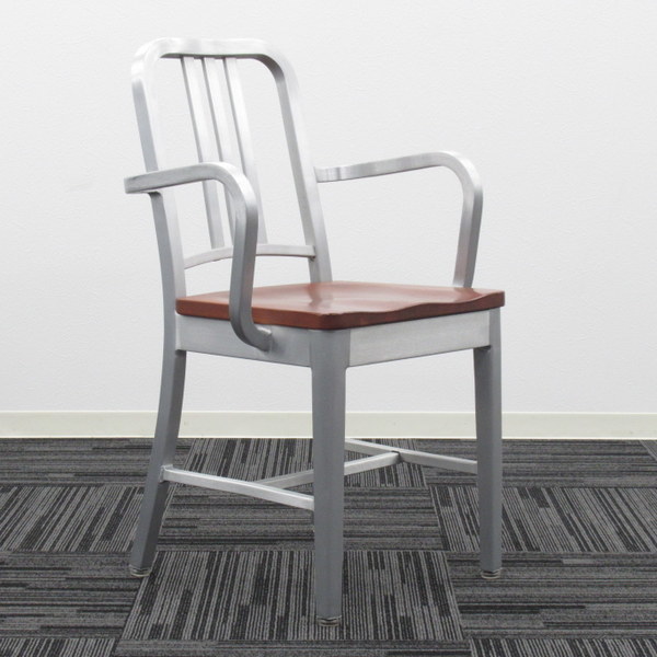▼A369 emeco エメコ【1104 Navy chair with natural wood seat ネイビーチェア】アルミフレーム ウッドシート マッド加工 ダイニング