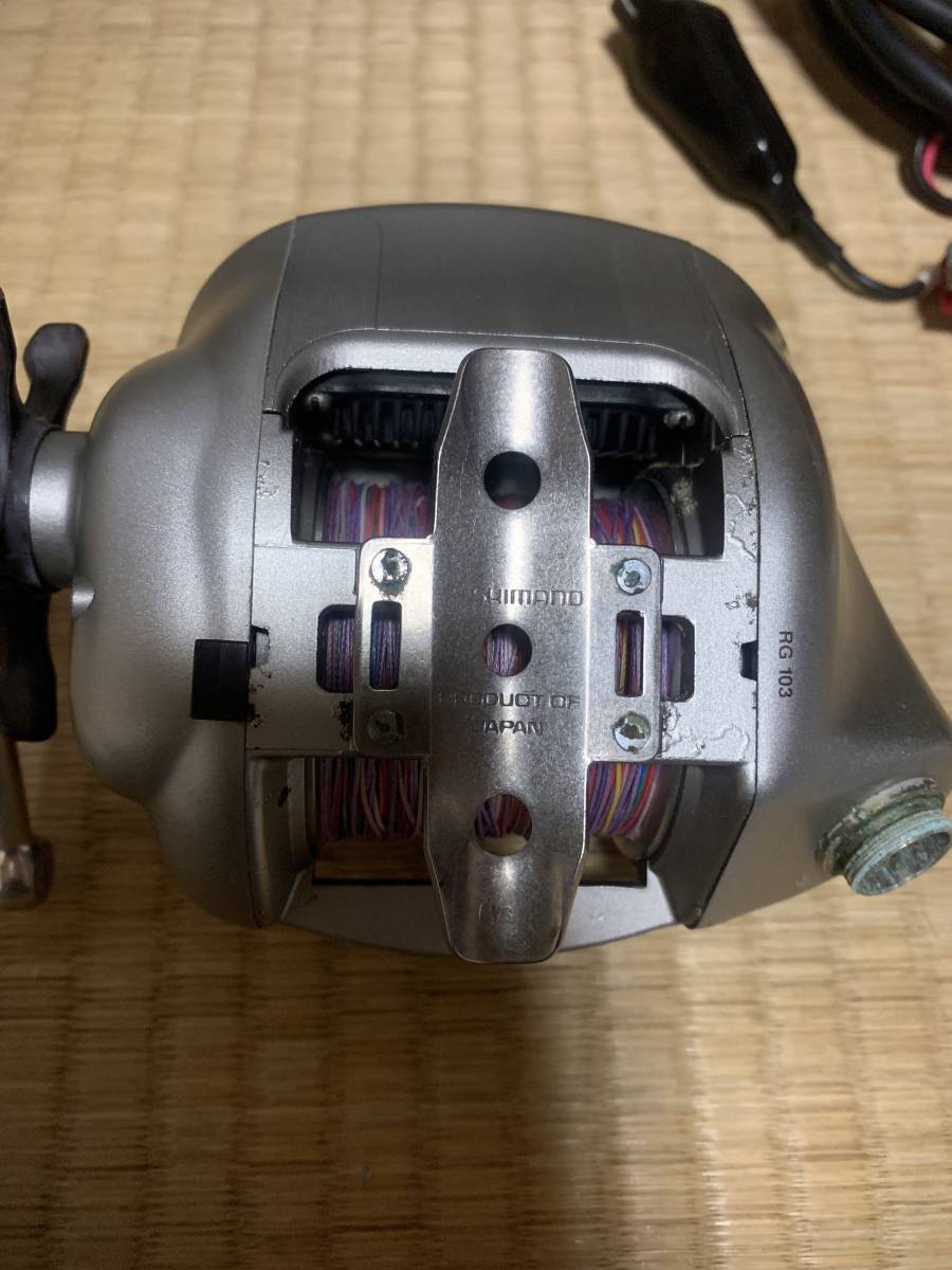 シマノ 電動リール 電動丸 3000XH 右ハンドル 2ピン 中古品 動作確認