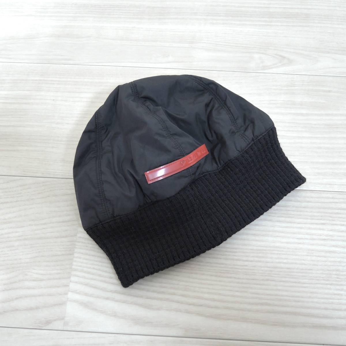 プラダ プラダスポーツ PRADA 悲しい ニット帽 ビーニー 黒 ブラック