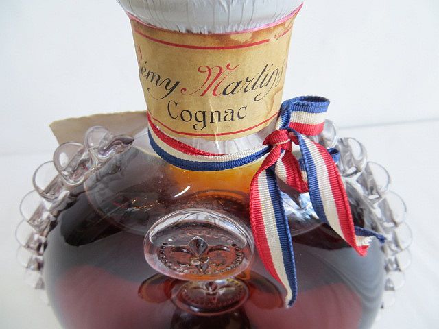 REMY MARTIN LOUIS XIII VERY OLD レミーマルタン ルイ13世 COGNAC ブランデー 700ml 古酒 未開栓 XIII Martin Cognac Martin's mL) ml