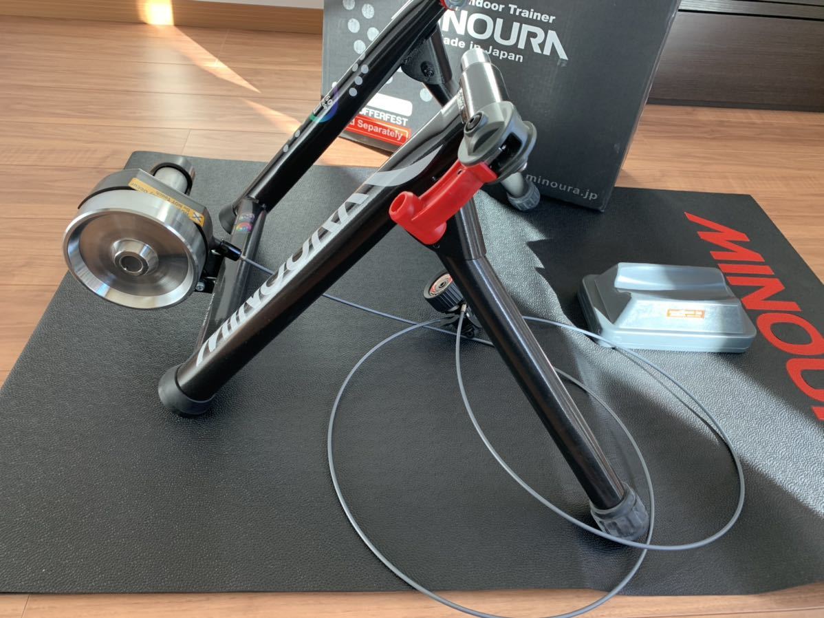 MINOURA LR760 ミノウラ サイクルトレーナー LR760 ミノウラ トレーナー タイヤドライブ LR760 ＆ トレーニングマット３のセット_2