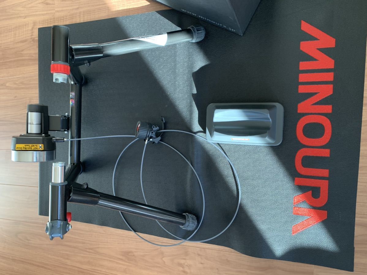 MINOURA LR760 ミノウラ サイクルトレーナー LR760 ミノウラ トレーナー タイヤドライブ LR760 ＆ トレーニングマット３のセット_4