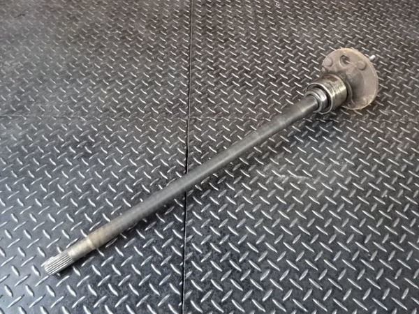AE86 前期 ドライブシャフト 純正品　径約24mm 中古品 ② トヨタ純正 AE86 レビン トレノ 前期 ドライブシャフト 1本 24mm φ24