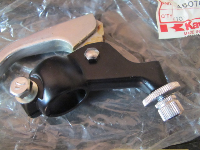 カワサキ KX80？ KDX80？ クラッチレバー 46076-1011